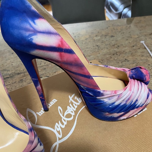 Christian Louboutin Shoes - Picture 7 of 10